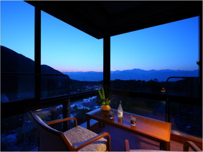 Futarishizuka Hotel Komagane Exterior photo